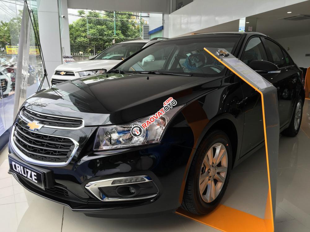 Chevrolet Cruze 2017 số sàn chỉ 60tr, nhận xe chỉ làm hồ sơ trong tháng 10 ưu đãi-1