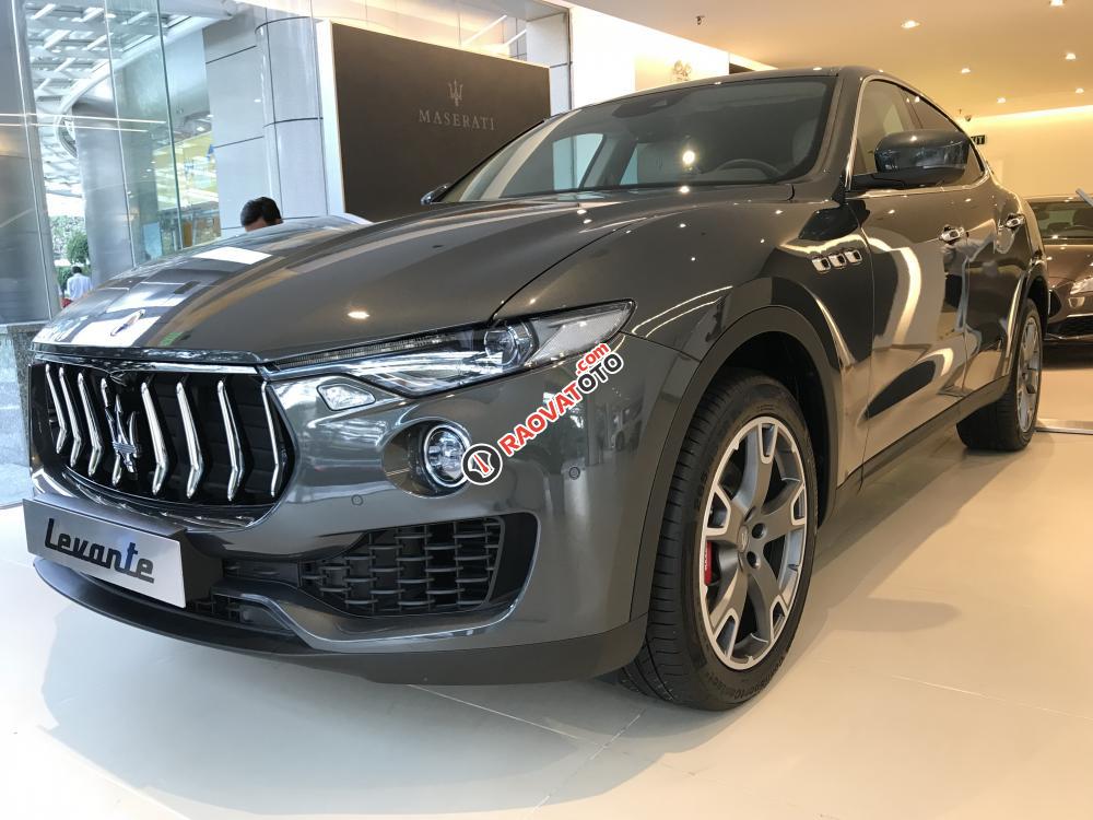 Bán xe Maserati Levante model mới, giá tốt nhất, khuyến mãi khủng khi mua xe Maserati Levante-1