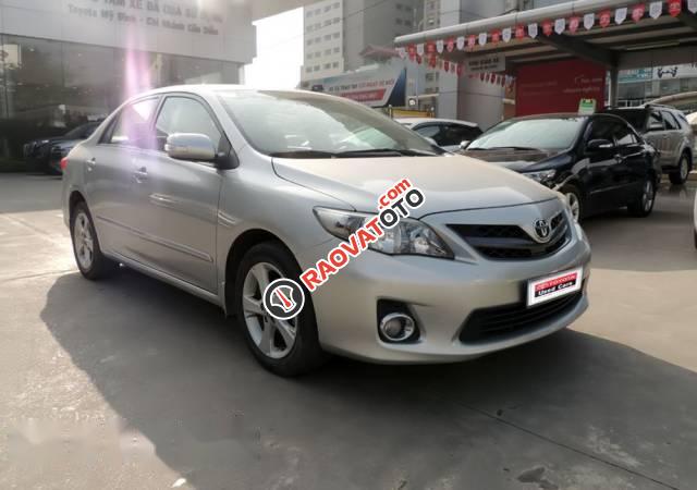 Chính chủ bán xe Toyota Corolla altis 2.0V 2011, màu bạc-0