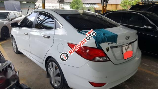 Bán Hyundai Accent đời 2015, màu trắng-0