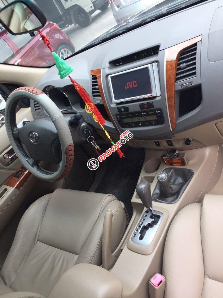 Bán Toyota Fortuner V 2.7AT, máy xăng, số tự động, sản xuất 2010, gốc Sài Gòn-2