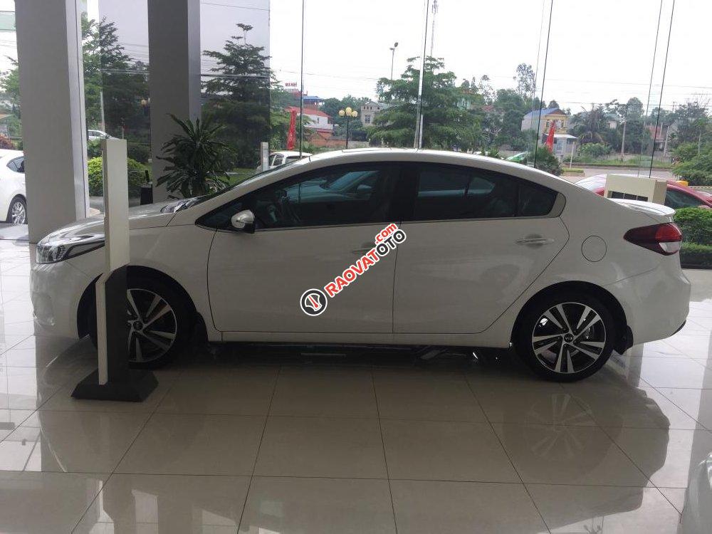 Bán xe Kia Cerato Signature 1.6 AT đời 2018 tại Vĩnh Phúc, Phú Thọ - Liên hệ ngay: 0979.428.555 để được giá tốt nhất-3