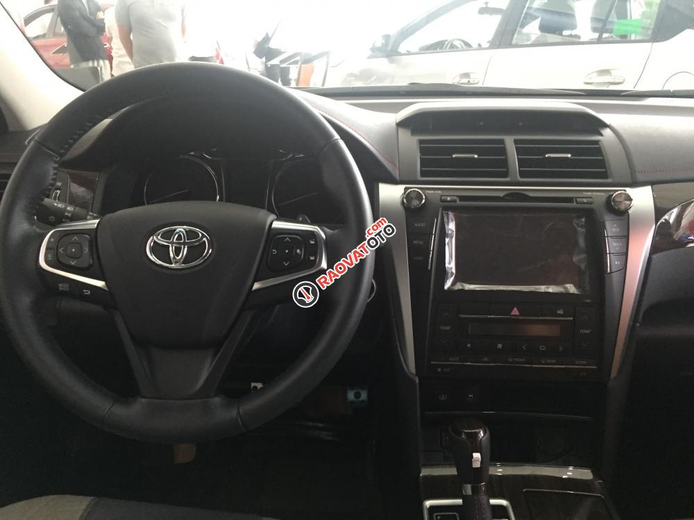 Toyota Camry 2017 - ưu đãi tới 40 triệu trong T12 - 2017-9