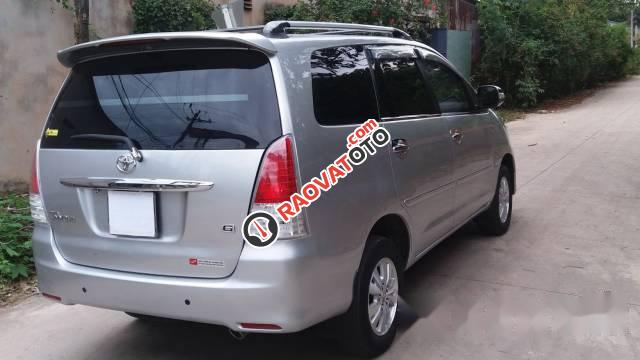 Bán Toyota Innova G đời 2009, màu bạc-1