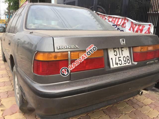Bán xe Honda Accord năm 2000, màu xám-4