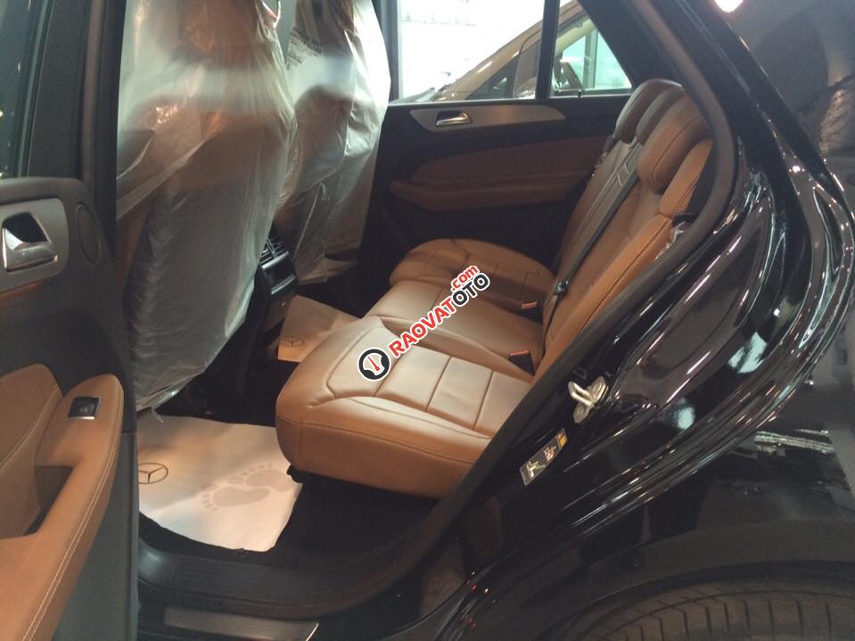 Mercedes GLE 400 4Matic, màu đen, nhập khẩu nguyên chiếc-4