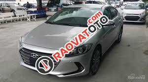 Giá xe Elantra 1.6 AT màu bạc, cam kết giá tốt nhất. 730 triệu lăn bánh xe. Chỉ cần 150 triệu - 0902.608.293-5