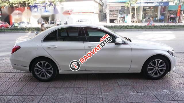 Bán Mercedes C200 đời 2016, màu trắng-1