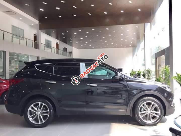 Bán xe Hyundai Santa Fe đời 2018, màu xanh đen, hỗ trợ trả góp: 0961917516-0