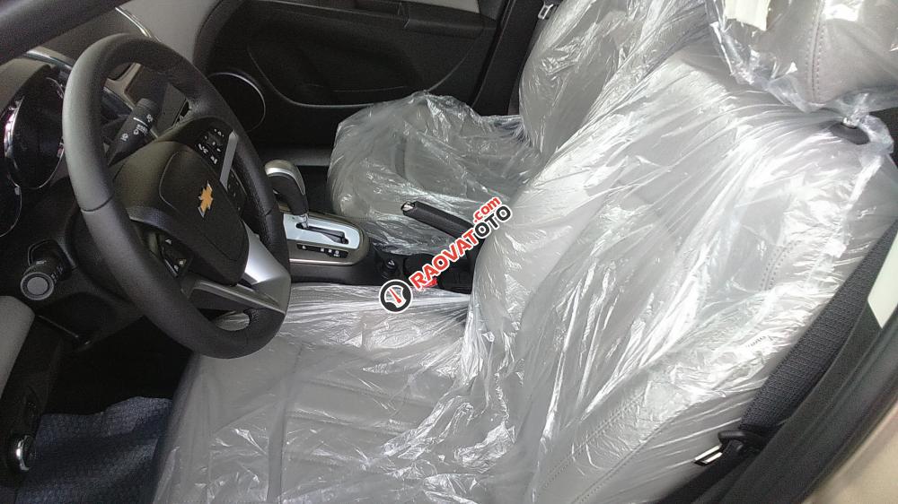 Bán Chevrolet Cruze giá tốt, giảm giá trực tiếp-8