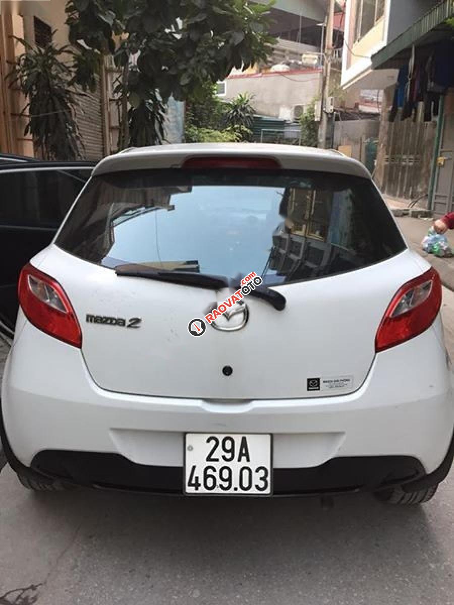 Cần bán lại xe Mazda 2 1.5 AT 2011, màu trắng xe gia đình giá cạnh tranh-4