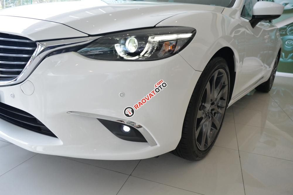 Bán ô tô Mazda 6 2.0 Premium 2.0L - đời 2018, màu trắng hot hot cho vay lên đến 85% giá trị xe-4