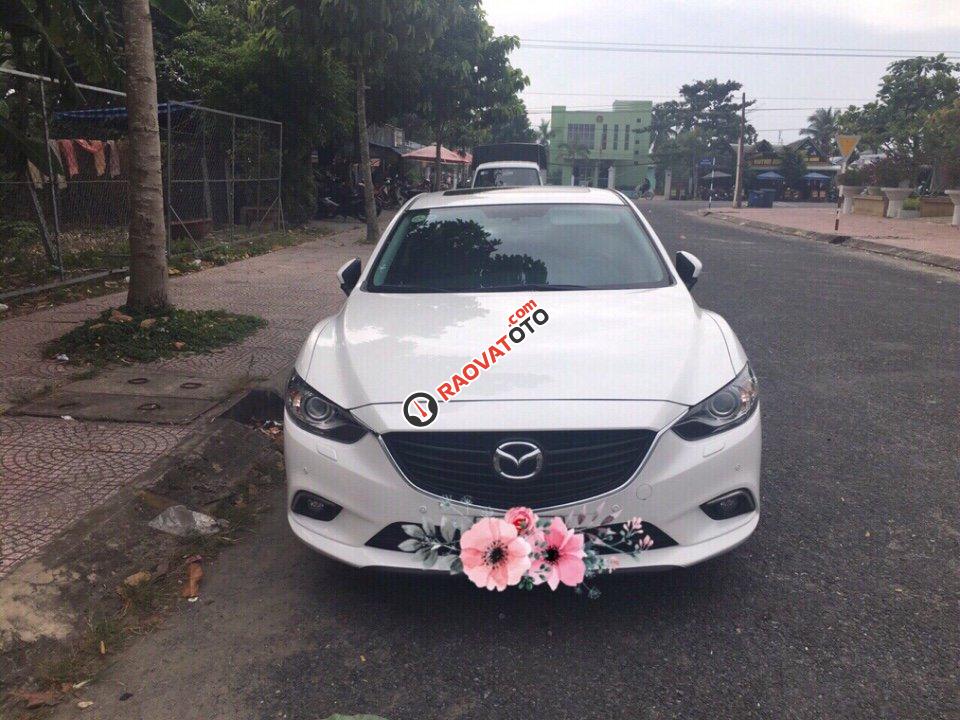 Bán Mazda 6 2.0AT màu trắng, sản xuất 2015, số tự động mới 90%-1