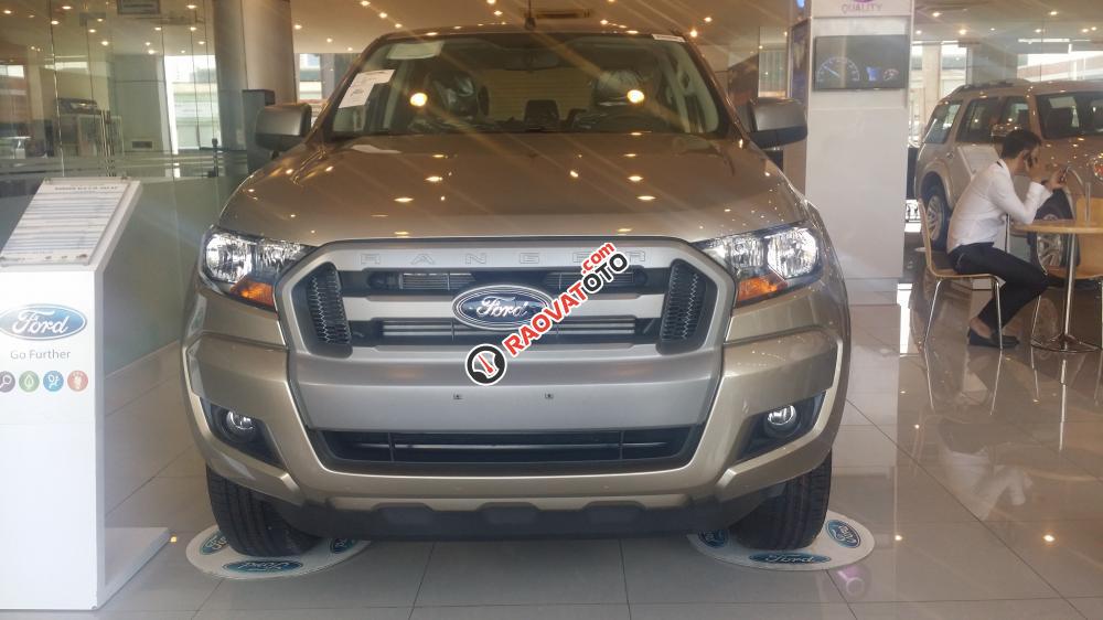 Bán Ford Ranger XLS đời 2017, đủ màu, ghế da cao cấp + nhiều khuyến mại khác, giá cả hợp lý-0