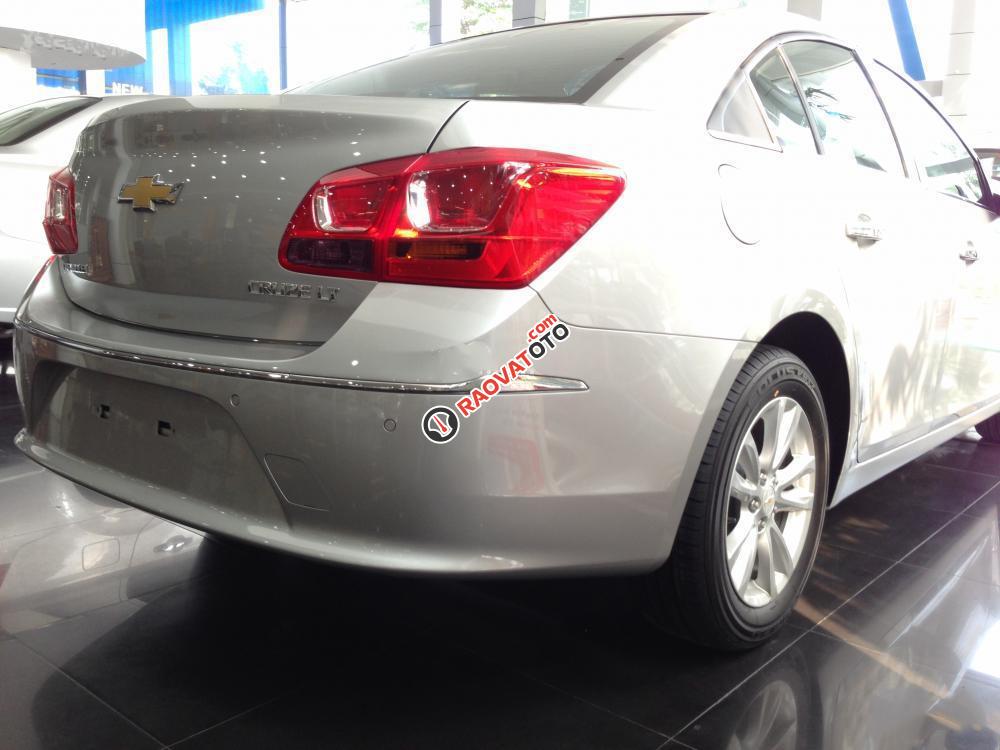 Bán Chevrolet Cruze nay giảm giá nhanh, khuyến người dùng phải chóng mặt-2