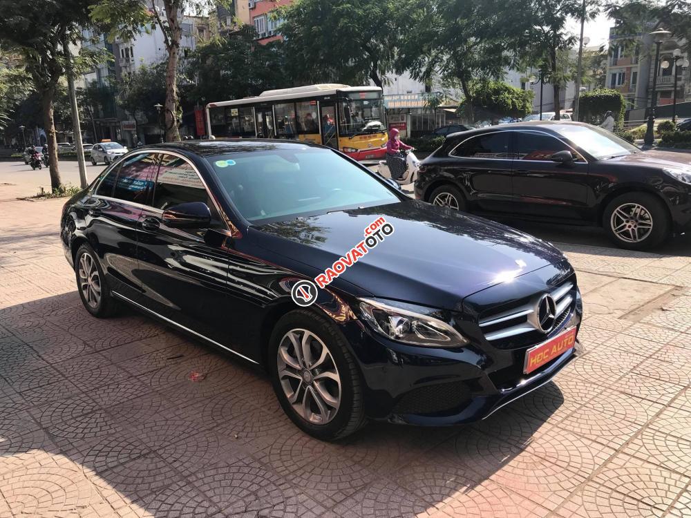 Bán Mercedes C200 SX 2016, đăng kí 2017, đen nội thất kem. Xe chạy 8000km cực đẹp-0