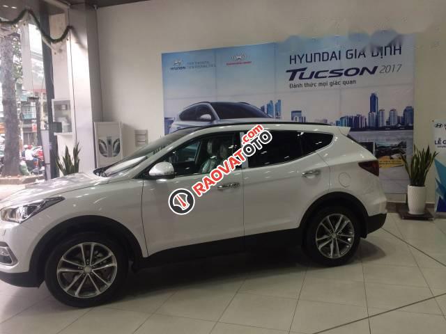 Bán xe Hyundai Santa Fe đời 2017, màu trắng-1