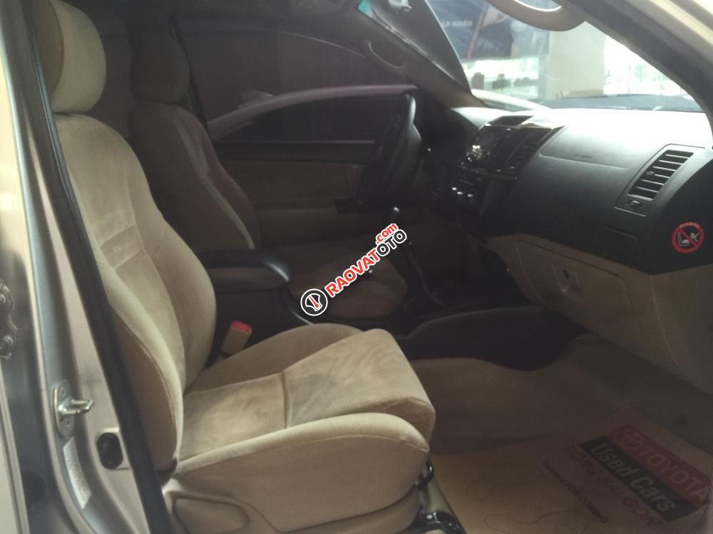 Bán Toyota Fortuner G đời 2014, màu bạc, máy dầu. Hỗ trợ vay 70%-4