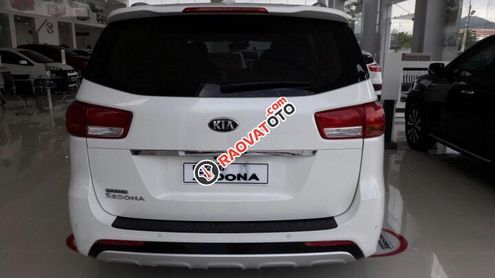 Kia Vĩnh Phúc, Phú Thọ chuyên Kia Sedona DATH đời 2017, trả góp lãi suất ưu đãi, LH: Ms Phương 0938907252-0