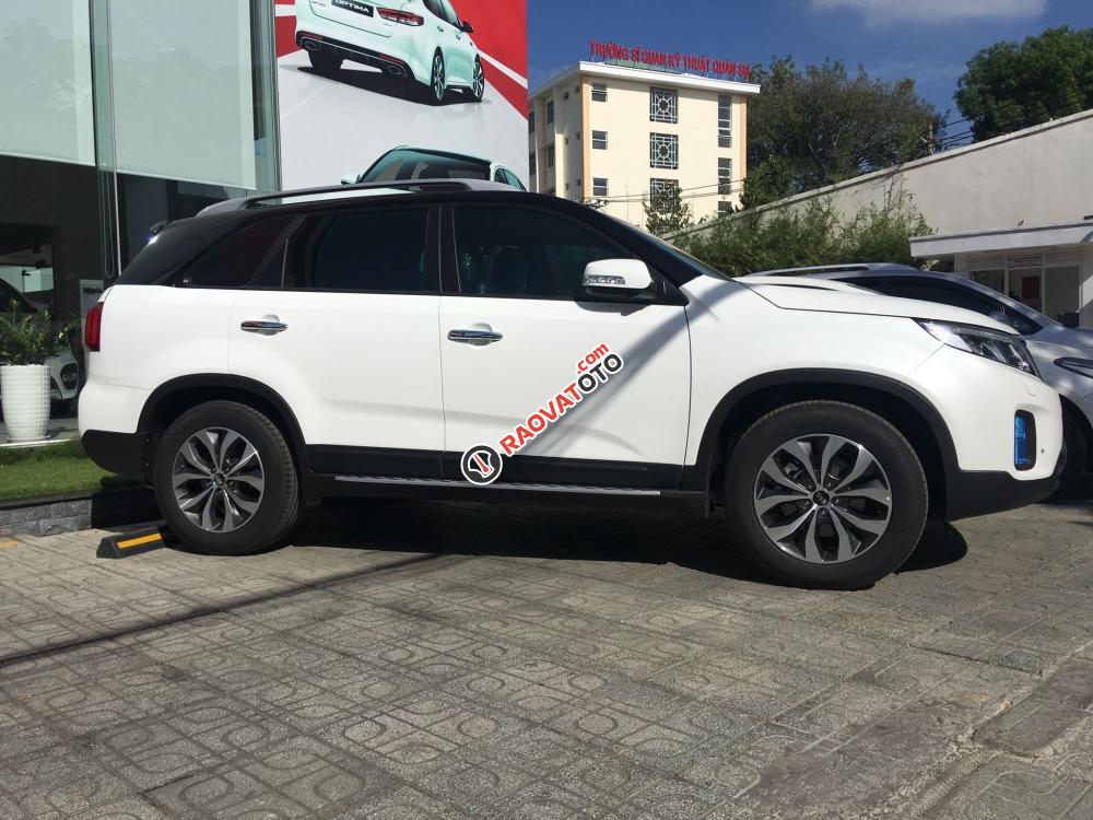 Kia Sorento máy dầu, hỗ trợ trả góp, chỉ cần 10% trả trước-1