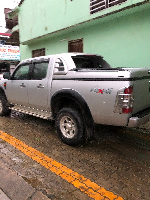 Bán Ford Ranger 2011, màu bạc, xe nhập, giá chỉ 360 triệu-4