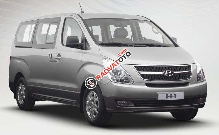 Hyundai Lạng Sơn Hyundai Grand Starex đời 2017, màu bạc, xe nhập giá cạnh tranh-0