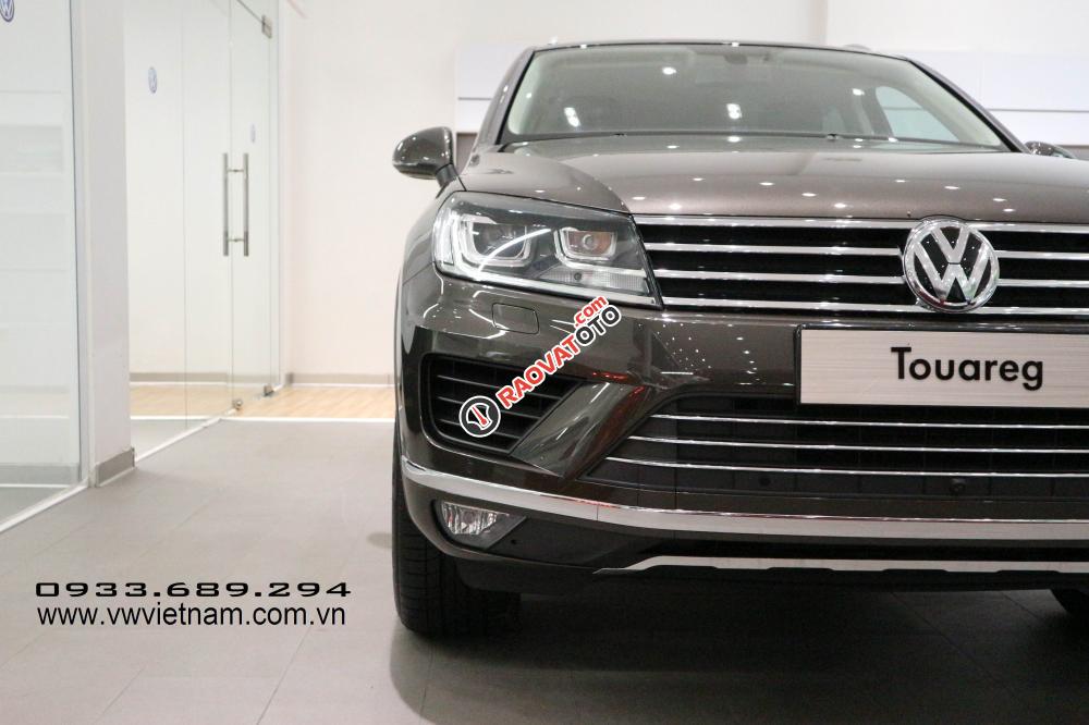 Volkswagen Touareg - SUV đậm chất Đức cho khách hàng ưa thích sự rộng rãi - Hotline 0933689294-7