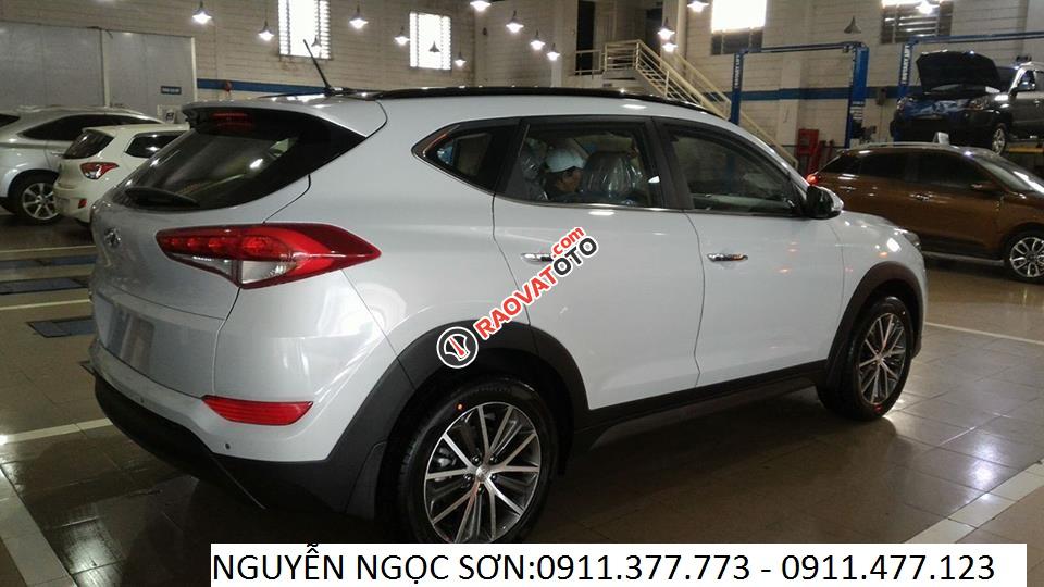 Bán xe Hyundai Tucson mới đời 2018, màu trắng, góp 90%xe, giá sốc, liên hệ: 0911.377.773 gặp Ngọc Sơn-1