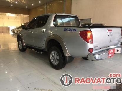 Bán xe Mitsubishi Triton đời 2009, màu bạc, số sàn-4