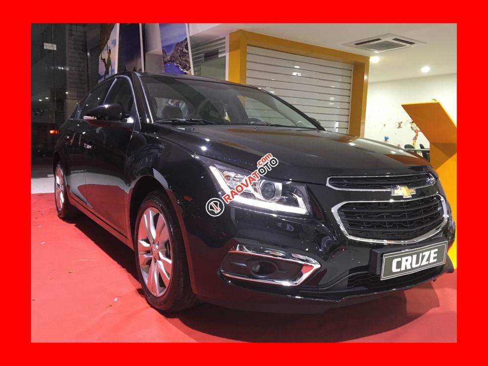 Bán Chevrolet Cruze 2017 số tự động vay 100% giá trị xe, trả trước 90tr, LH ngay để được tư vấn-1