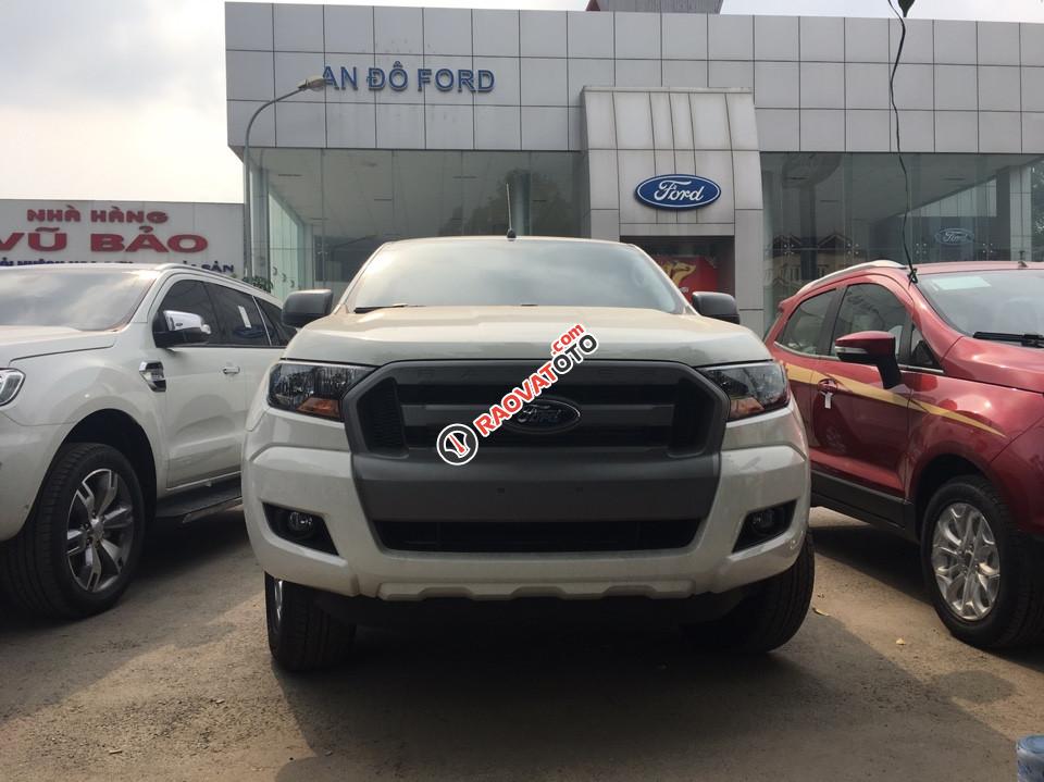 Chỉ với hơn 200 triệu đồng quý khách hàng nhận xe ngay, các phiên bản Ford Ranger XLS 2017-3