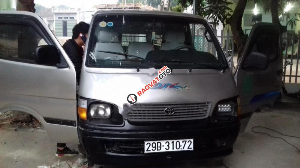 Cần bán lại xe Toyota Hiace 2.4 đời 2003, màu hồng phấn chính chủ, giá chỉ 138 triệu-0