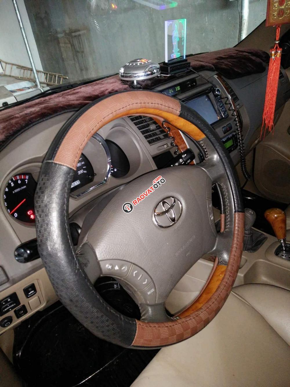 Bán xe Toyota Fortuner V 2009, màu đen, nhập khẩu-0