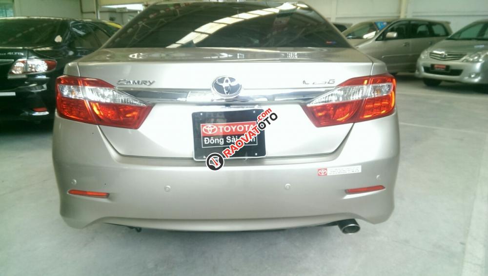 Bán Camry 2.0E 2013 xe đẹp, hỗ trợ vay 70%, lãi suất tốt-1