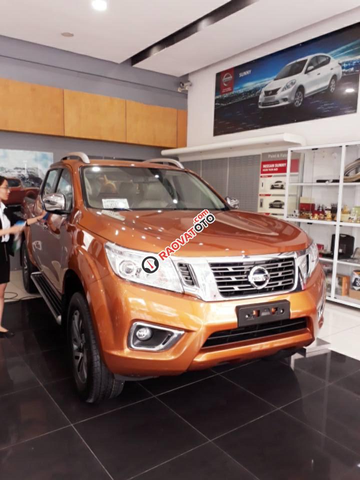 Bán Nissan Navara VL năm 2017, màu cam, nhập khẩu-3