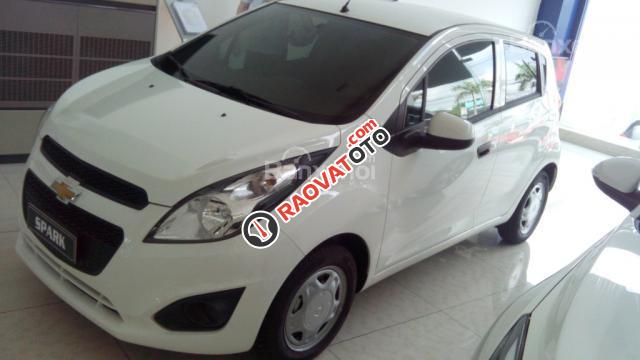 Chevrolet Spark Van Duo 1.2L màu trắng, chỉ cần 70 triệu lăn bánh, giao xe tận nhà, Nhung 0907148849-5