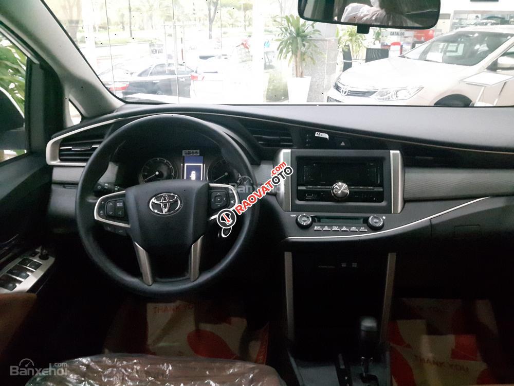 Bán Toyota Innova 2018 - cam kết giá rẻ nhất, tặng bảo hiểm, phụ kiện, liên hệ ngay 0989.307.395-1