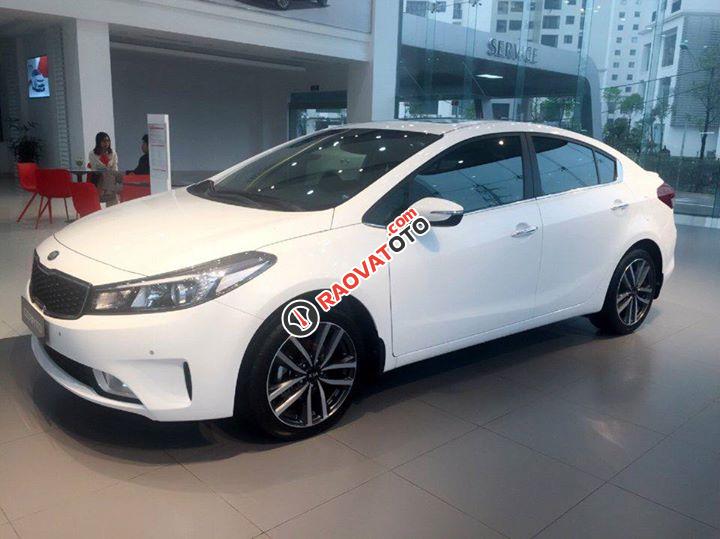 Kia Cerato 2017 chính hãng, xe đủ màu, giao ngay giá chỉ từ 530 triệu, chỉ cần trả trước 115 triệu - Liên hệ 0985793968-5