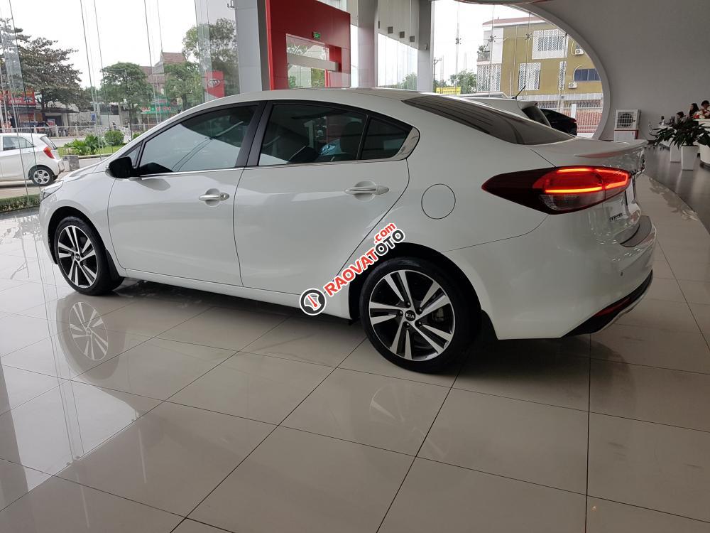 [Kia Vinh] bán xe Kia Cerato đời 2018 chỉ còn 530 tr, đủ màu, có xe giao ngay, liên hệ để nhận giá tốt nhất-0