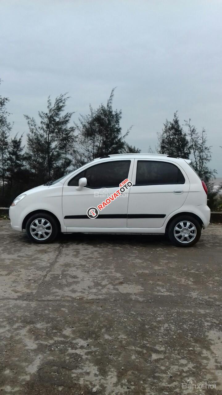 Chevrolet Spark năm 2009, màu bạc-0