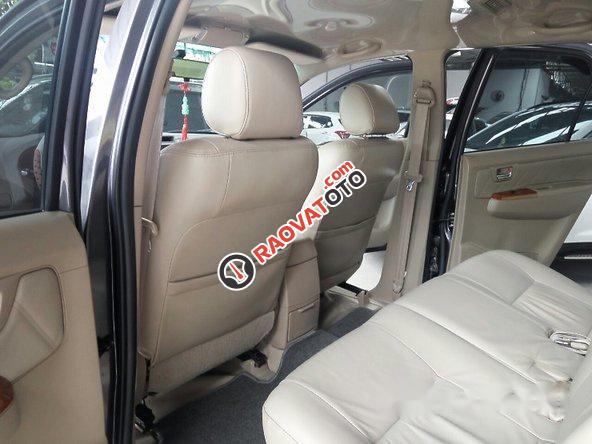 Bán xe Toyota Fortuner V 2.7AT 2010, màu xám xe gia đình-7