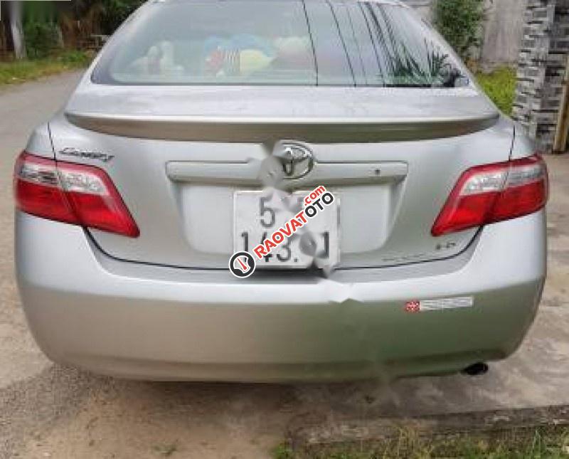 Cần bán gấp Toyota Camry 2.4 LE sản xuất 2007, màu bạc, xe nhập chính chủ-4