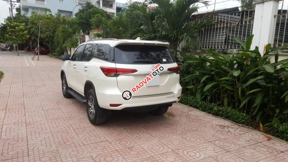 Cần bán Fortuner 2.4G, số sàn, máy dầu 2017, màu trắng-2