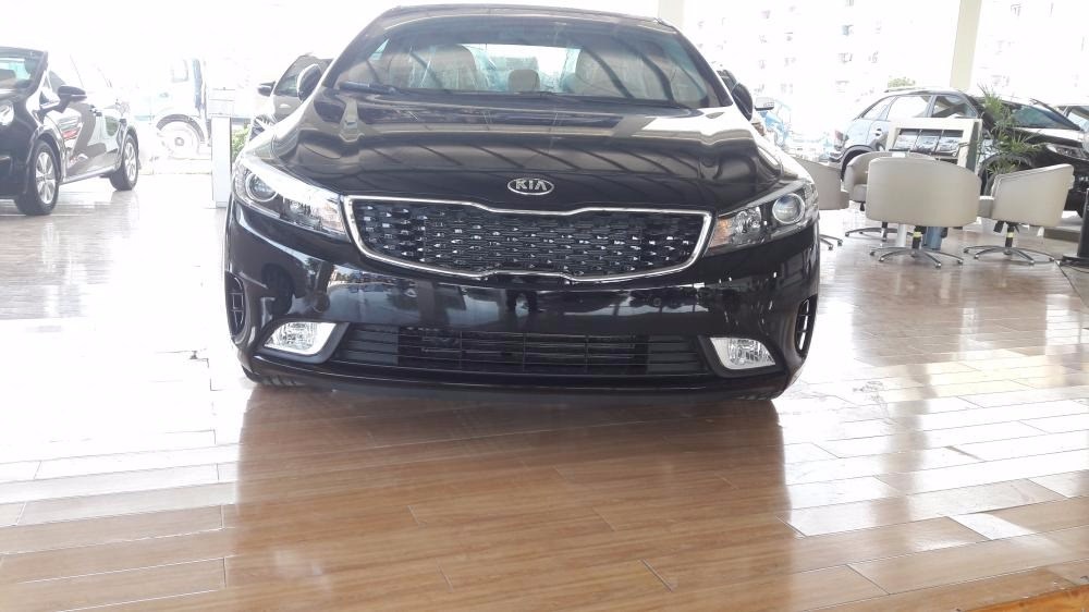 Bán Kia Cerato đời 2017, màu đen, nhập khẩu -4