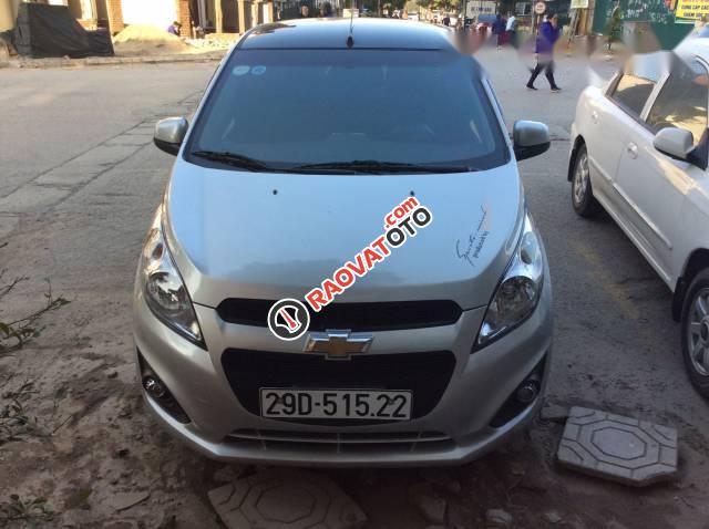 Chính chủ bán Chevrolet Spark Van đời 2017, màu bạc-0