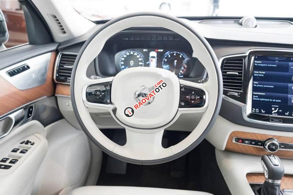 Bán Volvo XC90 T6 Inscription năm 2017, màu đen, nhập khẩu nguyên chiếc số tự động-3