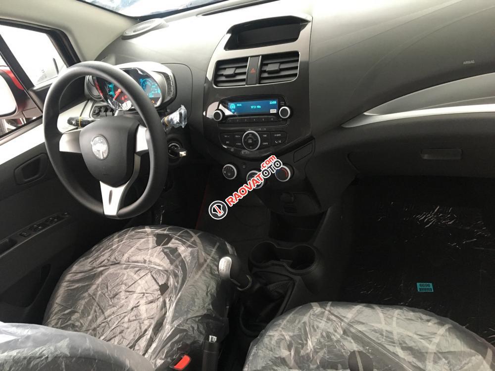 Chevrolet Spark LS 1.2L màu đỏ 5 chỗ, giá ưu đãi cực tốt - LH: 0945.307.489-0