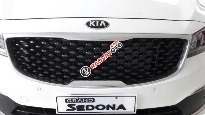 Kia Vĩnh Phúc, Phú Thọ chuyên Kia Sedona DATH đời 2017, trả góp lãi suất ưu đãi, LH: Ms Phương 0938907252-15