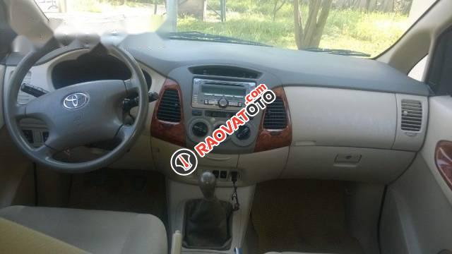 Chính chủ bán xe Toyota Innova G đời 2008, màu đen-0