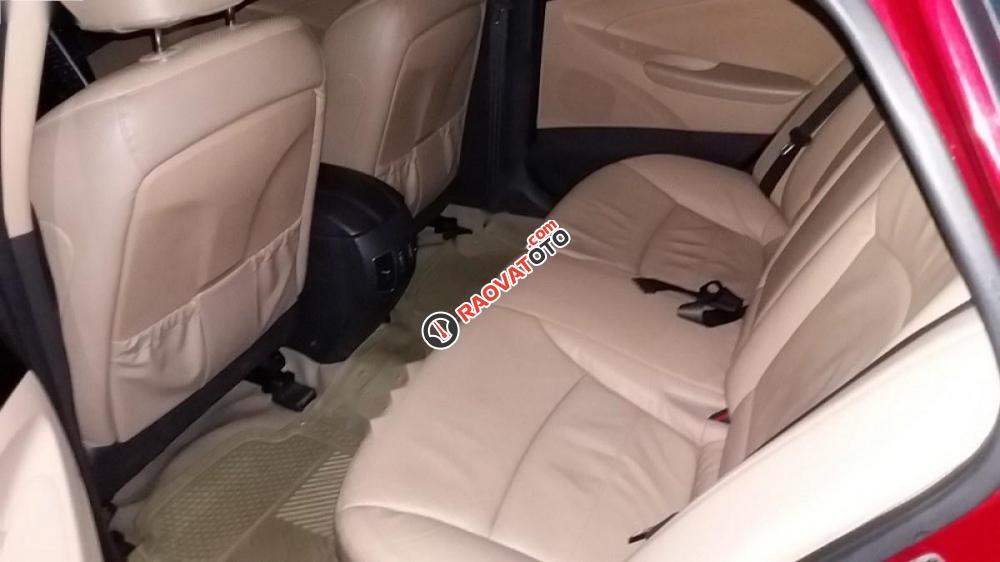 Bán Hyundai Sonata năm 2011, màu đỏ, xe nhập chính chủ giá cạnh tranh-3